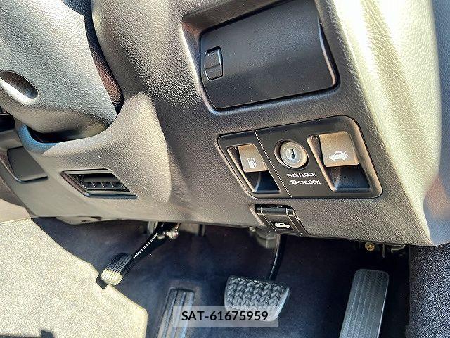Toyota CELSIOR 2002-03 3064375-21