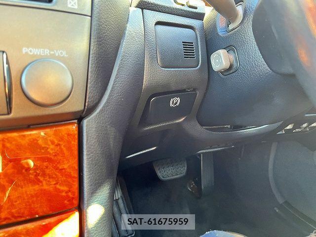 Toyota CELSIOR 2002-03 3064375-22