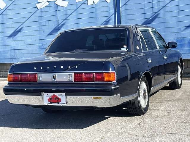 Toyota CENTURY 2015-06 758791-2
