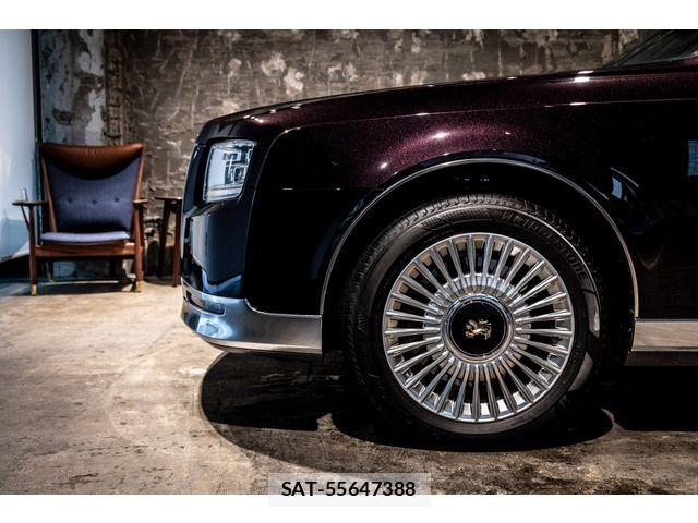 Toyota CENTURY 2022-03 956328-10