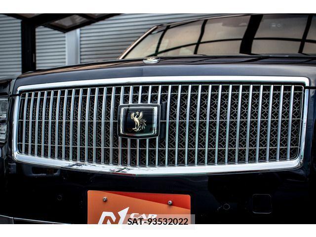 Toyota CENTURY 2018-10 1235323-8