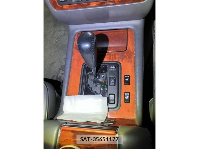 Toyota CENTURY 2007-05 3831976-15