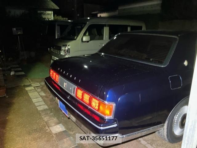 Toyota CENTURY 2007-05 3831976-7