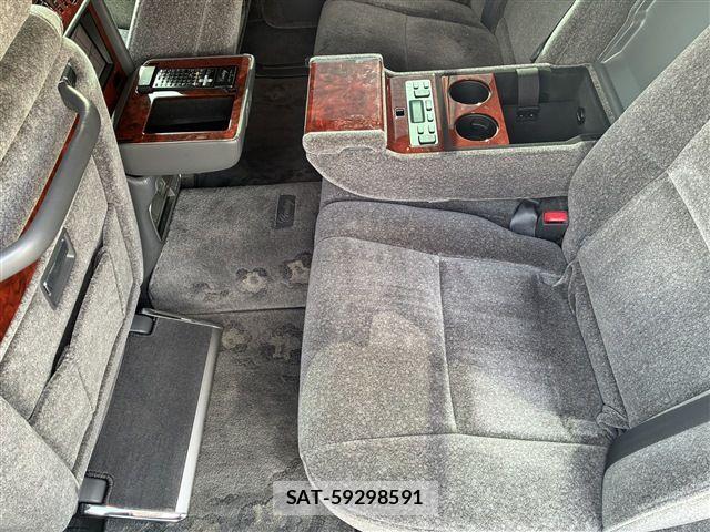 Toyota CENTURY 2015-08 4420007-15