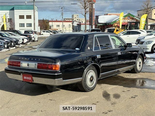 Toyota CENTURY 2015-08 4420007-5