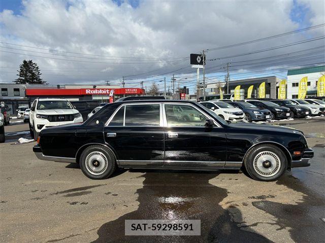 Toyota CENTURY 2015-08 4420007-6