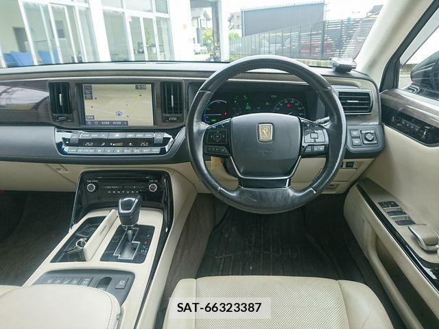 Toyota CENTURY 2019-04 7902399-1