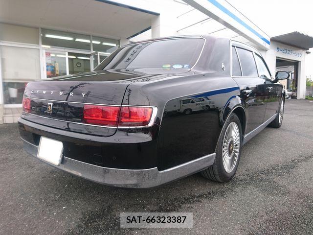Toyota CENTURY 2019-04 7902399-2