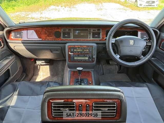 Toyota CENTURY 2006-08 7960920-16