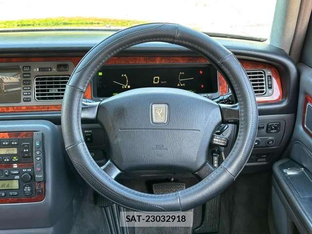 Toyota CENTURY 2006-08 7960920-19