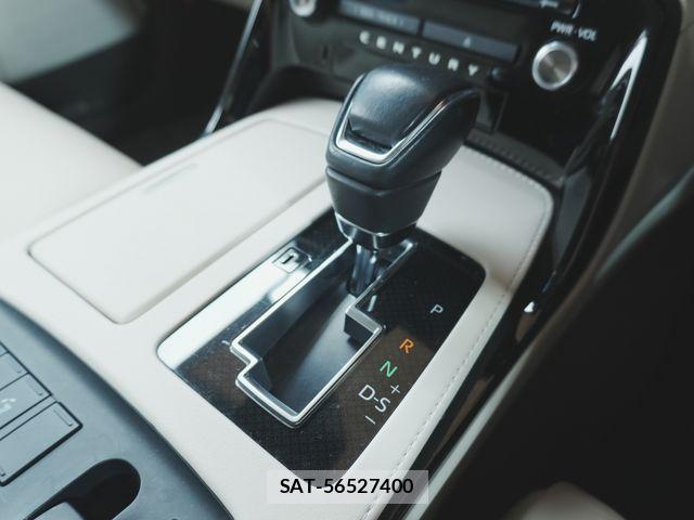 Toyota CENTURY 2021-10 7978781-24