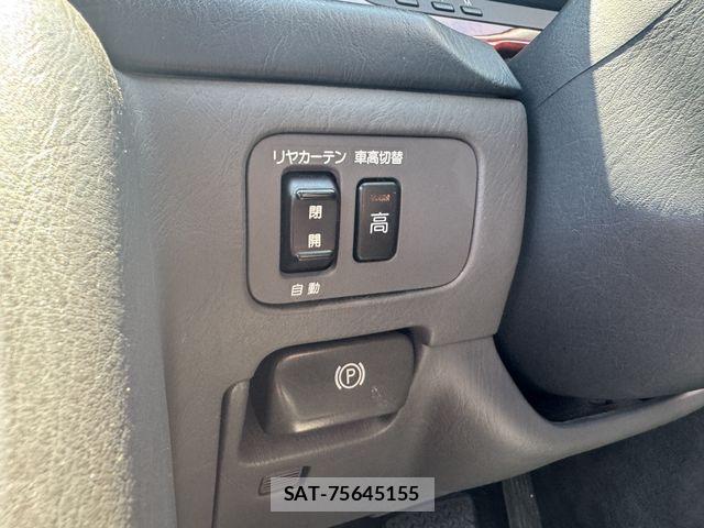 Toyota CENTURY 2011-02 8034789-15