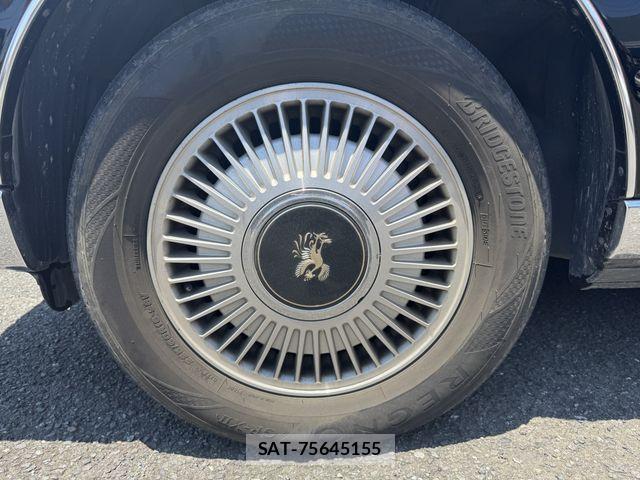 Toyota CENTURY 2011-02 8034789-8