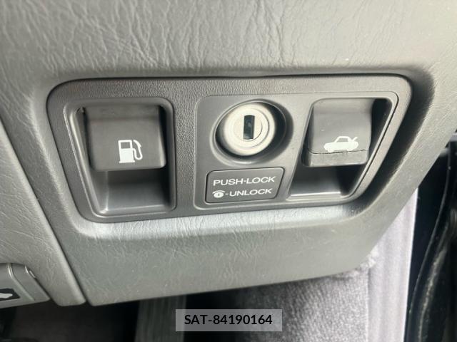 Toyota CENTURY 2001-07 8073215-25