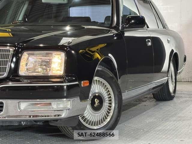 Toyota CENTURY 2006-09 8145573-9