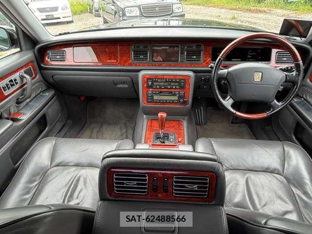 Toyota CENTURY 2006-09 8145573-17