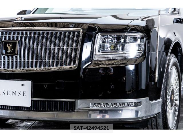 Toyota CENTURY 2019-06 8365119-10