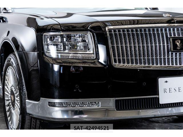 Toyota CENTURY 2019-06 8365119-11