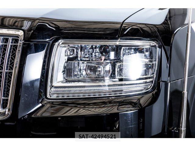 Toyota CENTURY 2019-06 8365119-12