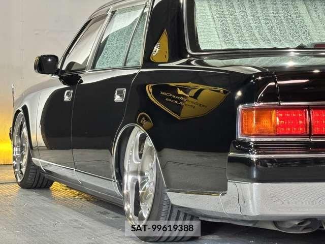 Toyota CENTURY 2005-05 8626134-13