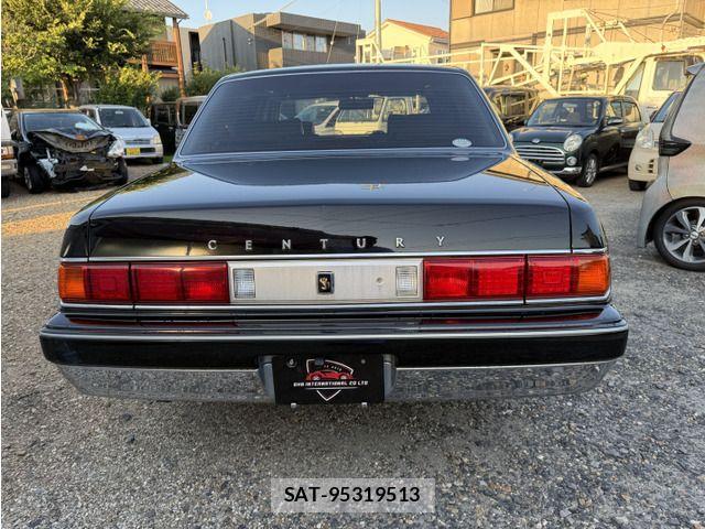 Toyota CENTURY 2005-08 8665930-4
