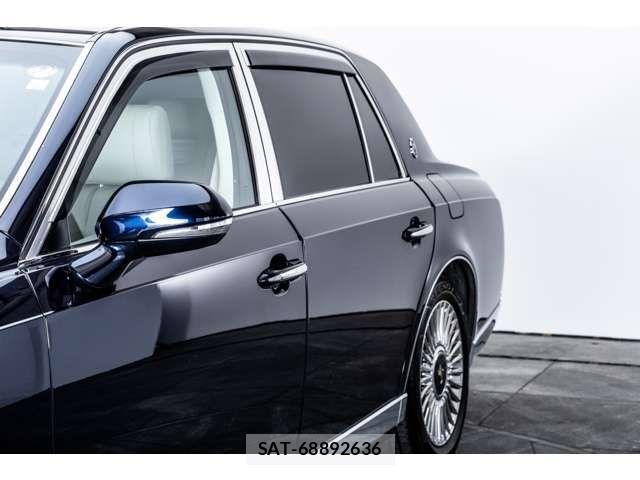 Toyota CENTURY 2023-06 8741125-14
