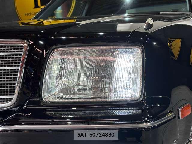 Toyota CENTURY 2006-11 8870623-9