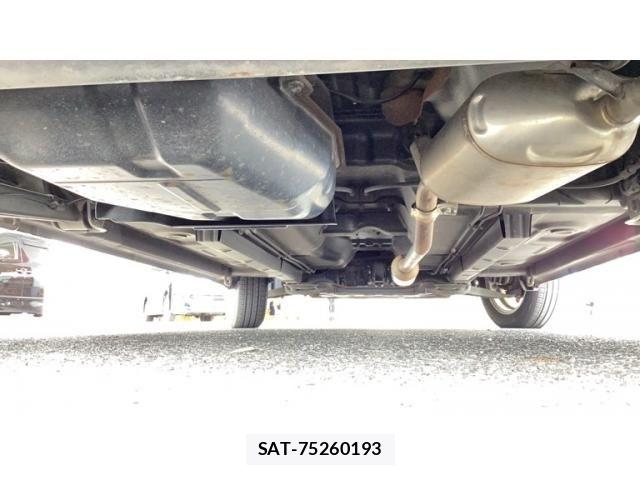 Suzuki CERVO 2007-06 7615453-17