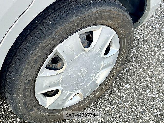 Suzuki CERVO 2008-08 7783391-26
