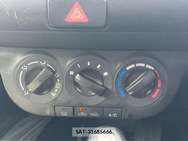 Suzuki CERVO 2007-02 8437987-24