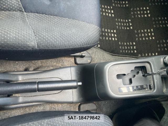 Suzuki CERVO 2007-04 8524042-19