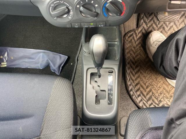 Suzuki CERVO 2007-09 8848451-27