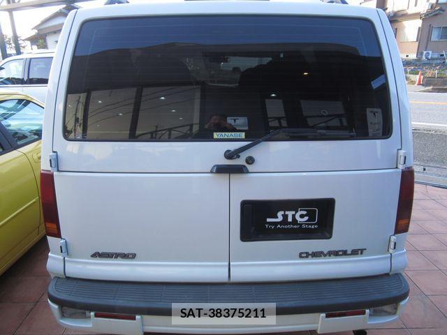Chevrolet ASTRO 2002-08 3831981-12