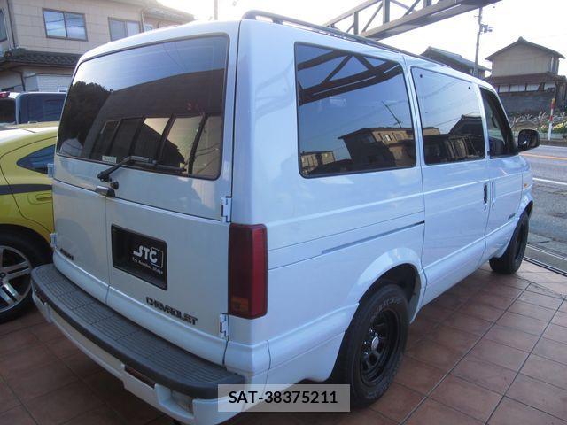 Chevrolet ASTRO 2002-08 3831981-13