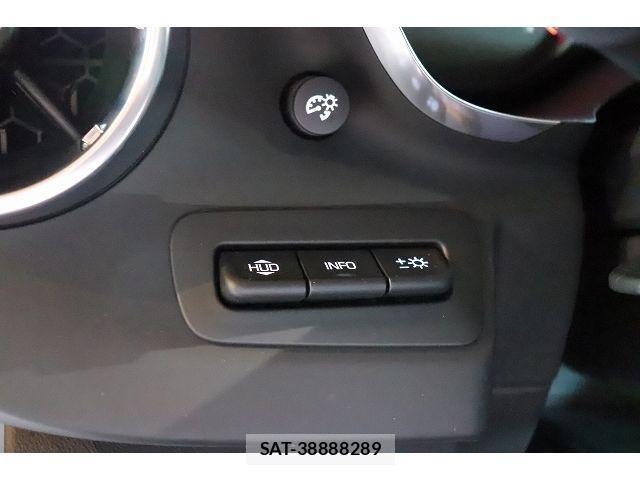 Chevrolet CAMARO 2018-12 498934-20
