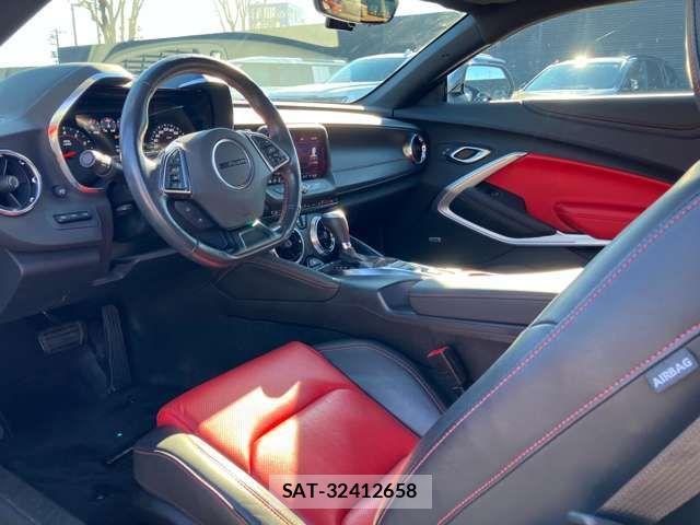 Chevrolet CAMARO 2023-05 1823165-11