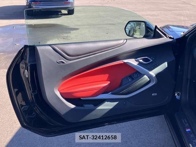 Chevrolet CAMARO 2023-05 1823165-8