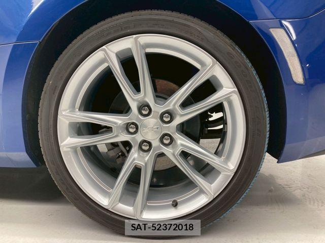 Chevrolet CAMARO 2022-06 4588764-13