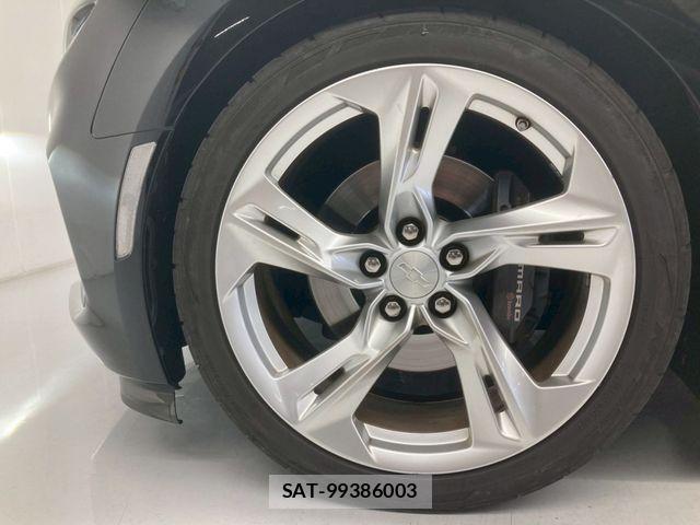Chevrolet CAMARO 2019-04 4933666-16