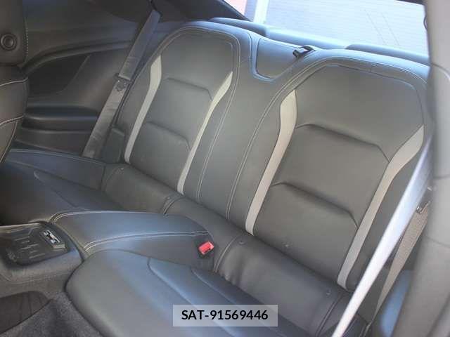 Chevrolet CAMARO 2018-06 6670802-16