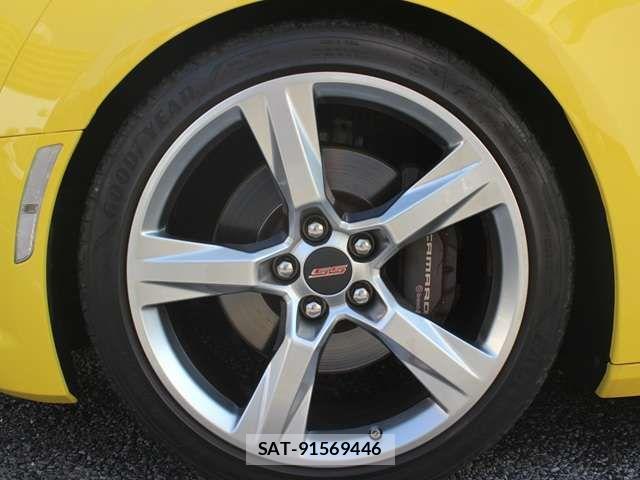 Chevrolet CAMARO 2018-06 6670802-18
