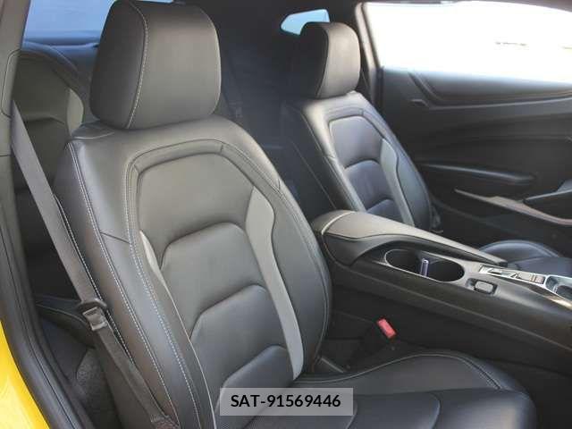 Chevrolet CAMARO 2018-06 6670802-5