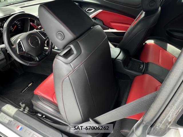 Chevrolet CAMARO 2017-12 7215983-28