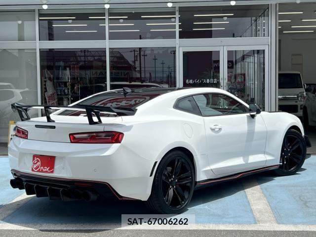 Chevrolet CAMARO 2017-12 7215983-8