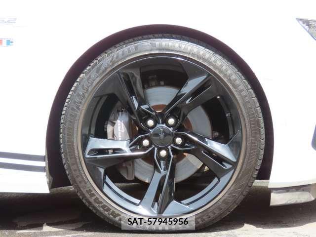 Chevrolet CAMARO 2019-05 7215982-17