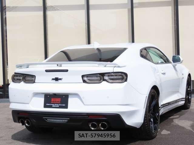 Chevrolet CAMARO 2019-05 7215982-3