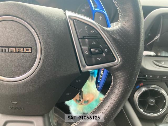 Chevrolet CAMARO 2018-06 7326151-17