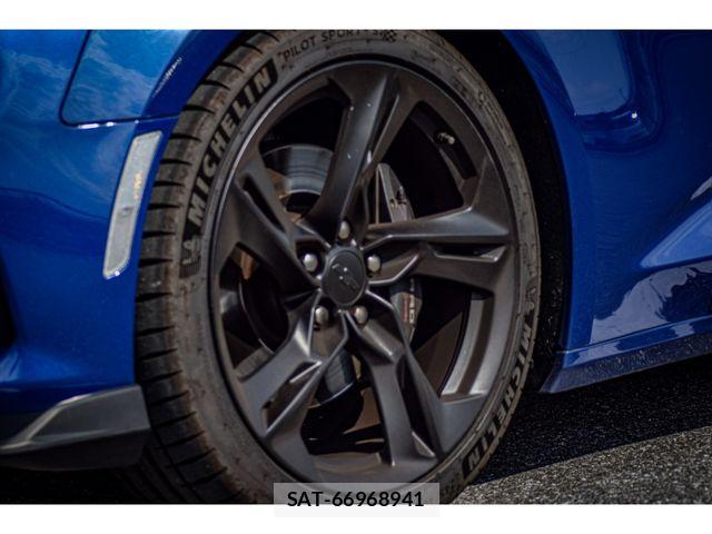 Chevrolet CAMARO 2019-04 7508339-15