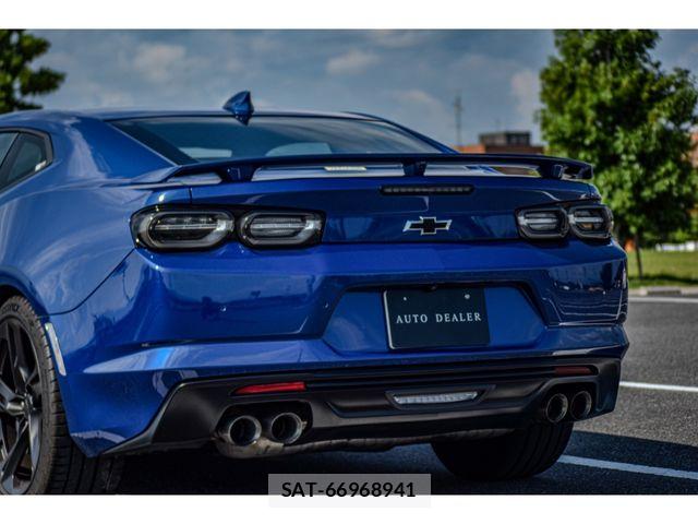 Chevrolet CAMARO 2019-04 7508339-18