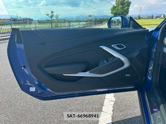 Chevrolet CAMARO 2019-04 7508339-21